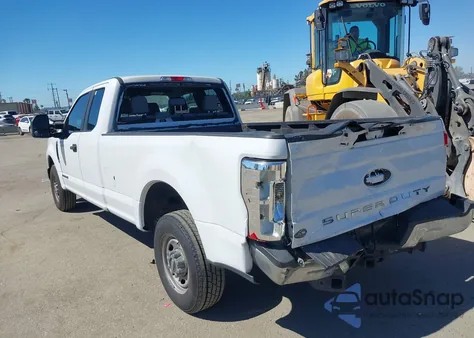 2017 Ford F-250 Xl z USA, uszkodzony, nr VIN 1FT7X2AT1HED26810